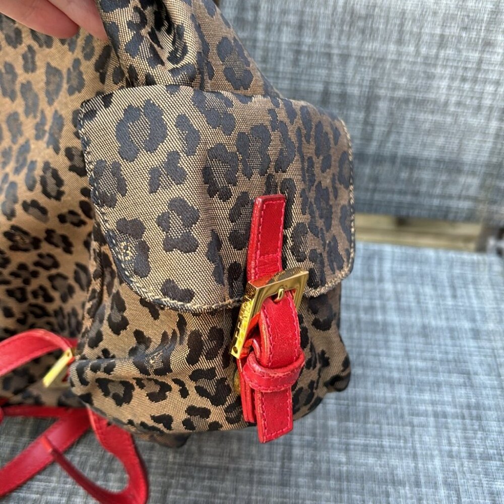 Fendi Leopard Print Backpack with Red Trim - Picture 5 of 16